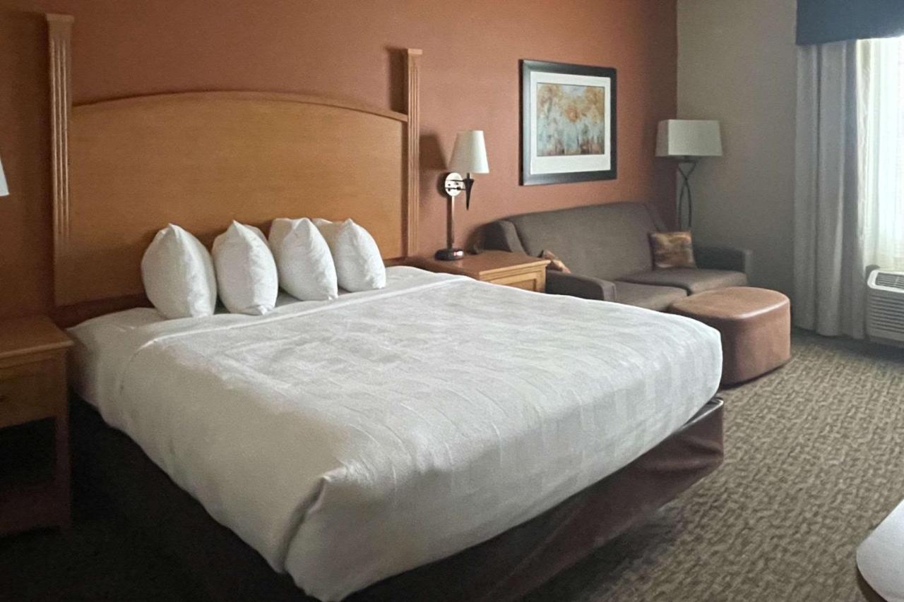 Mainstay Suites Sidney - Medical Center Extérieur photo