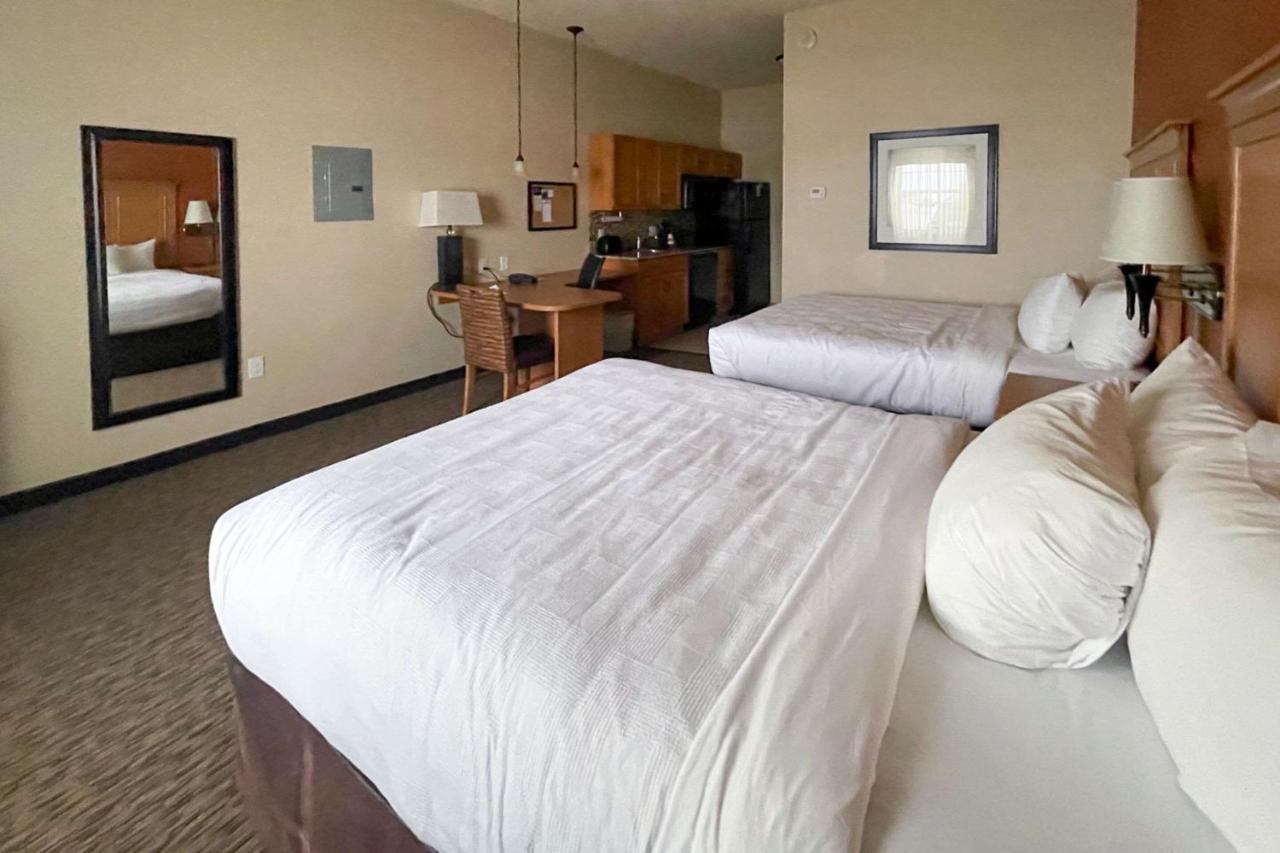 Mainstay Suites Sidney - Medical Center Extérieur photo