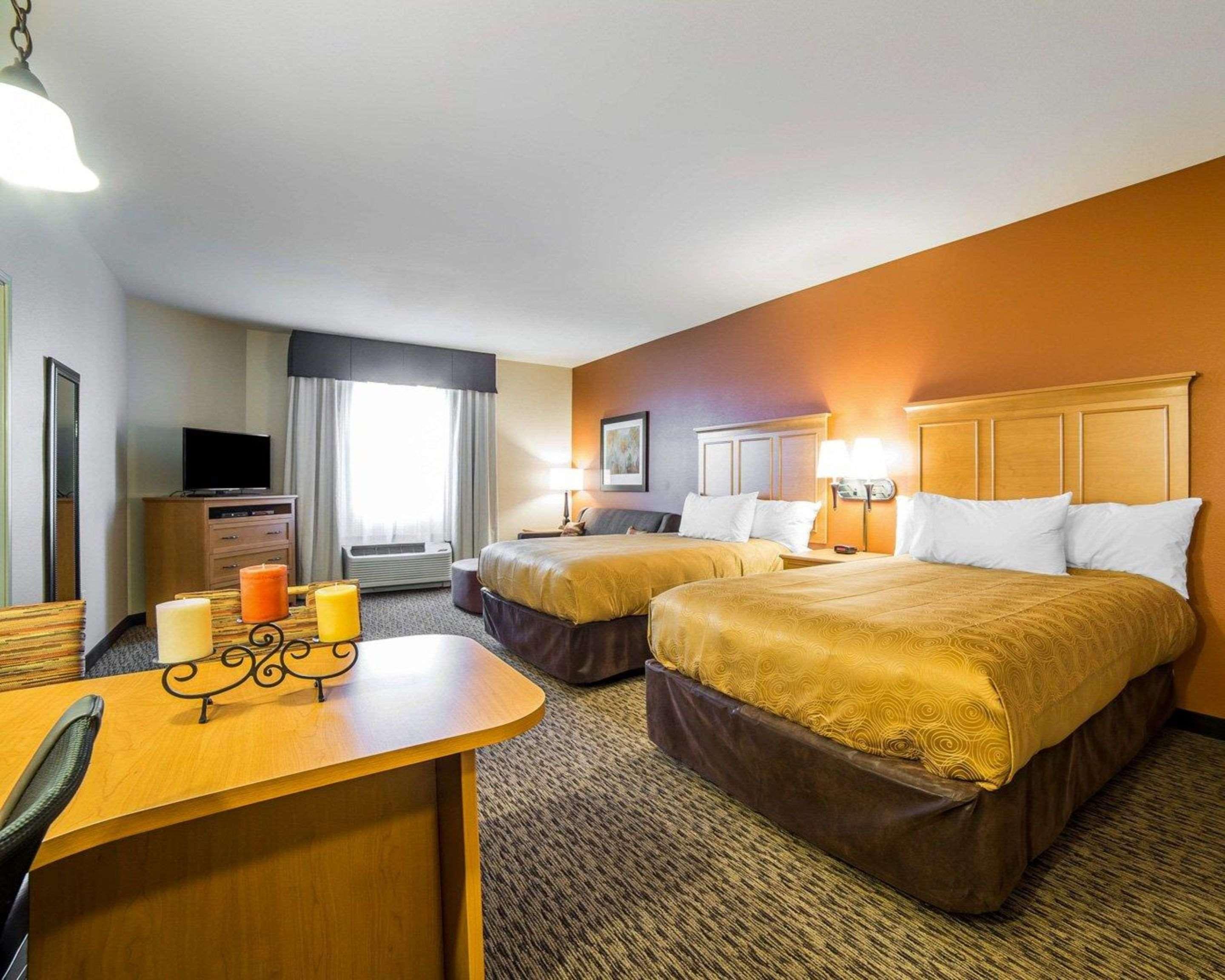 Mainstay Suites Sidney - Medical Center Extérieur photo